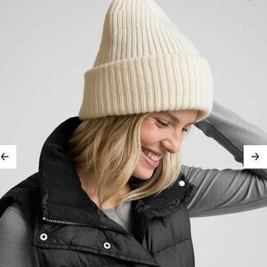 Beyond Yoga Warm Up Beanie